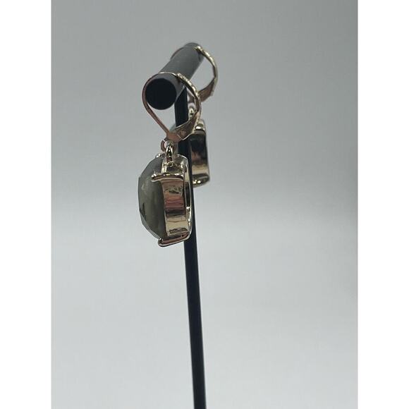 Joan Rivers Classic Collection Glimmer
Green Faceted Lucite‎ Pierced Earrings - Picture 12 of 14